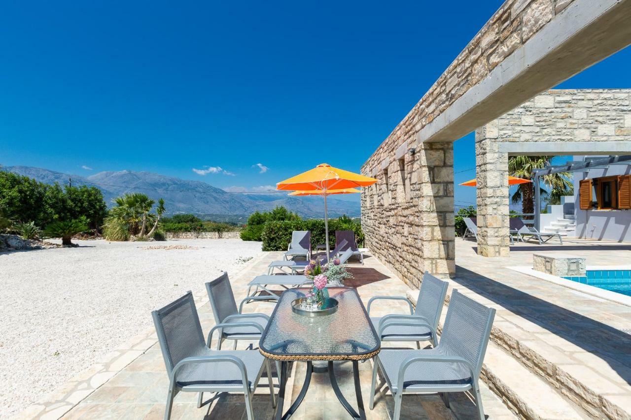 Villa Ypsilon Karoti  Exterior photo