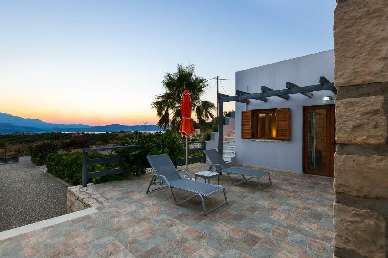 Villa Ypsilon Karoti  Exterior photo